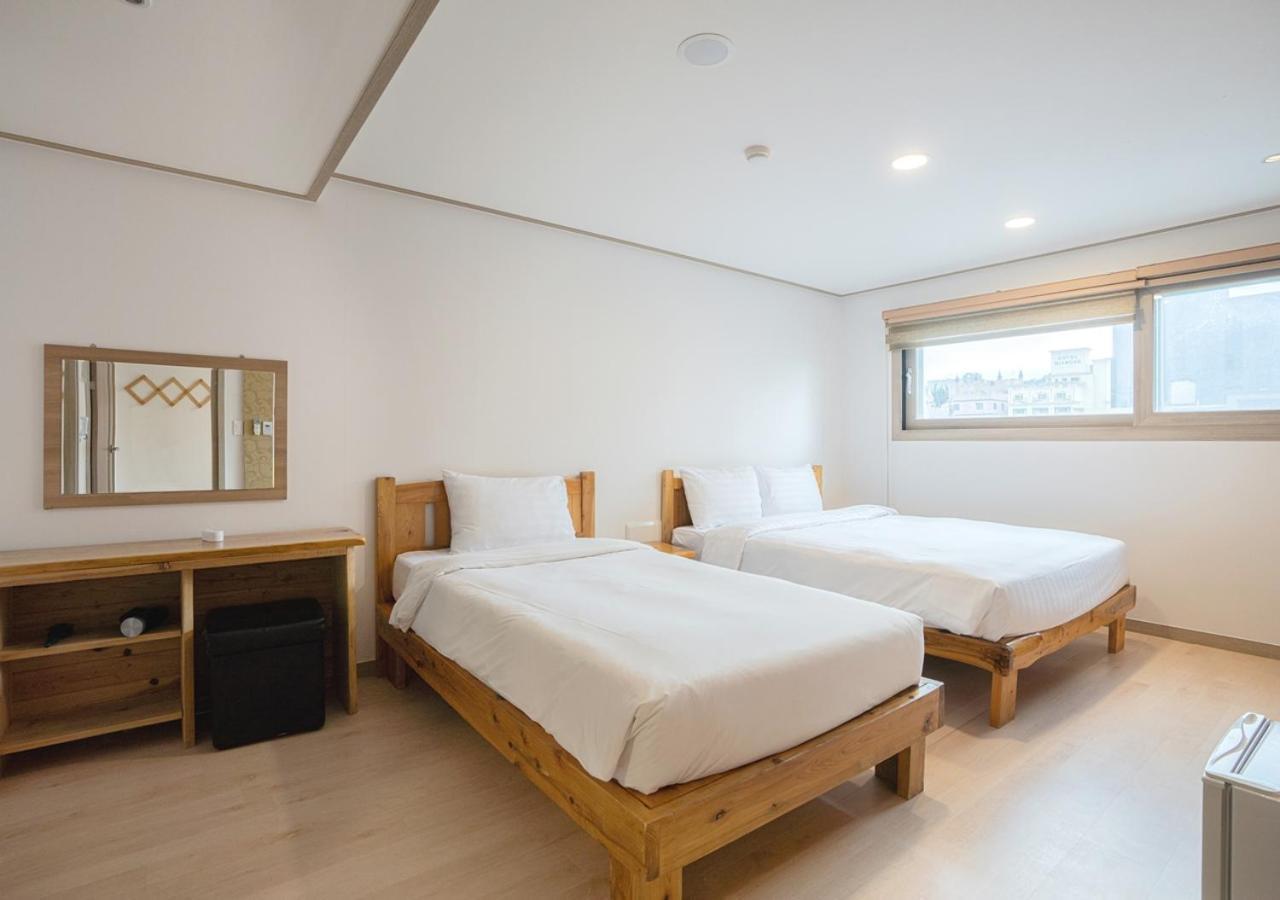 J2 Family Hotel Чечжу Екстер'єр фото