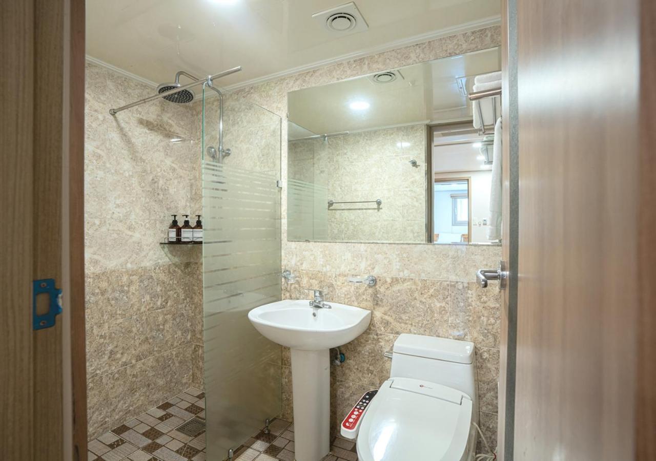 J2 Family Hotel Чечжу Екстер'єр фото