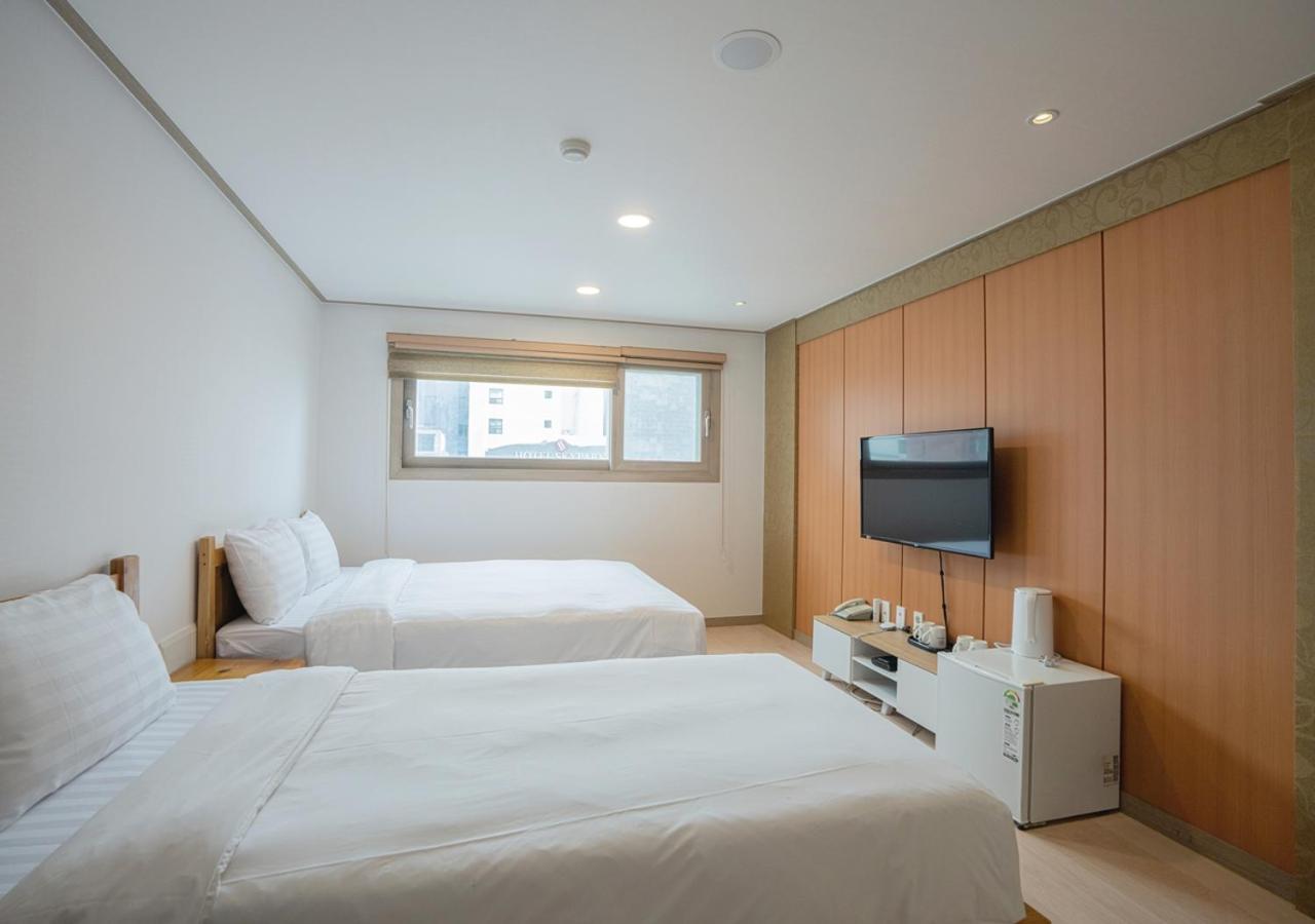 J2 Family Hotel Чечжу Екстер'єр фото