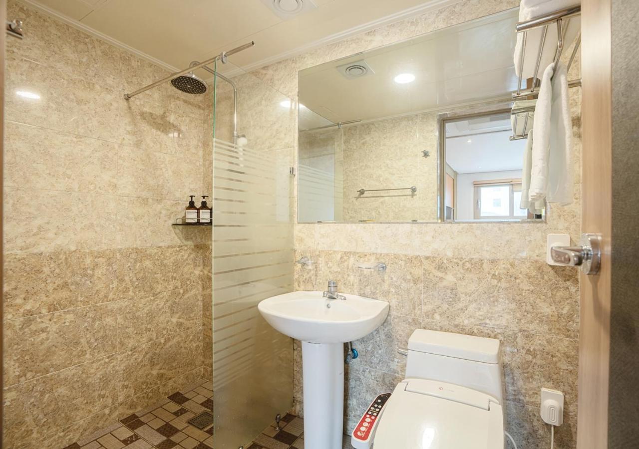 J2 Family Hotel Чечжу Екстер'єр фото